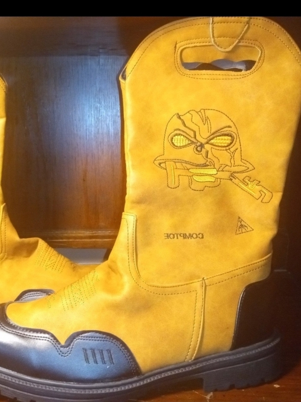 Composite Toe Work Boots with Pull Handles